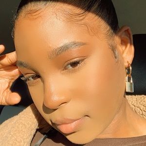 Meet your Posher, Tiffani